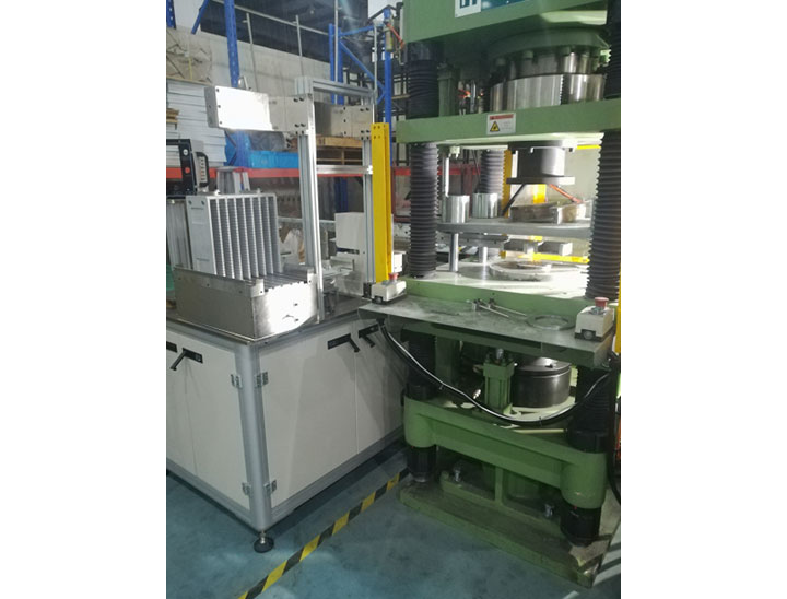 自動化設(shè)備整機(jī)